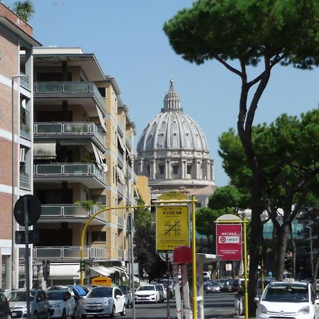 B&B Alla Cupola Di San Pietro Roma Exterior foto